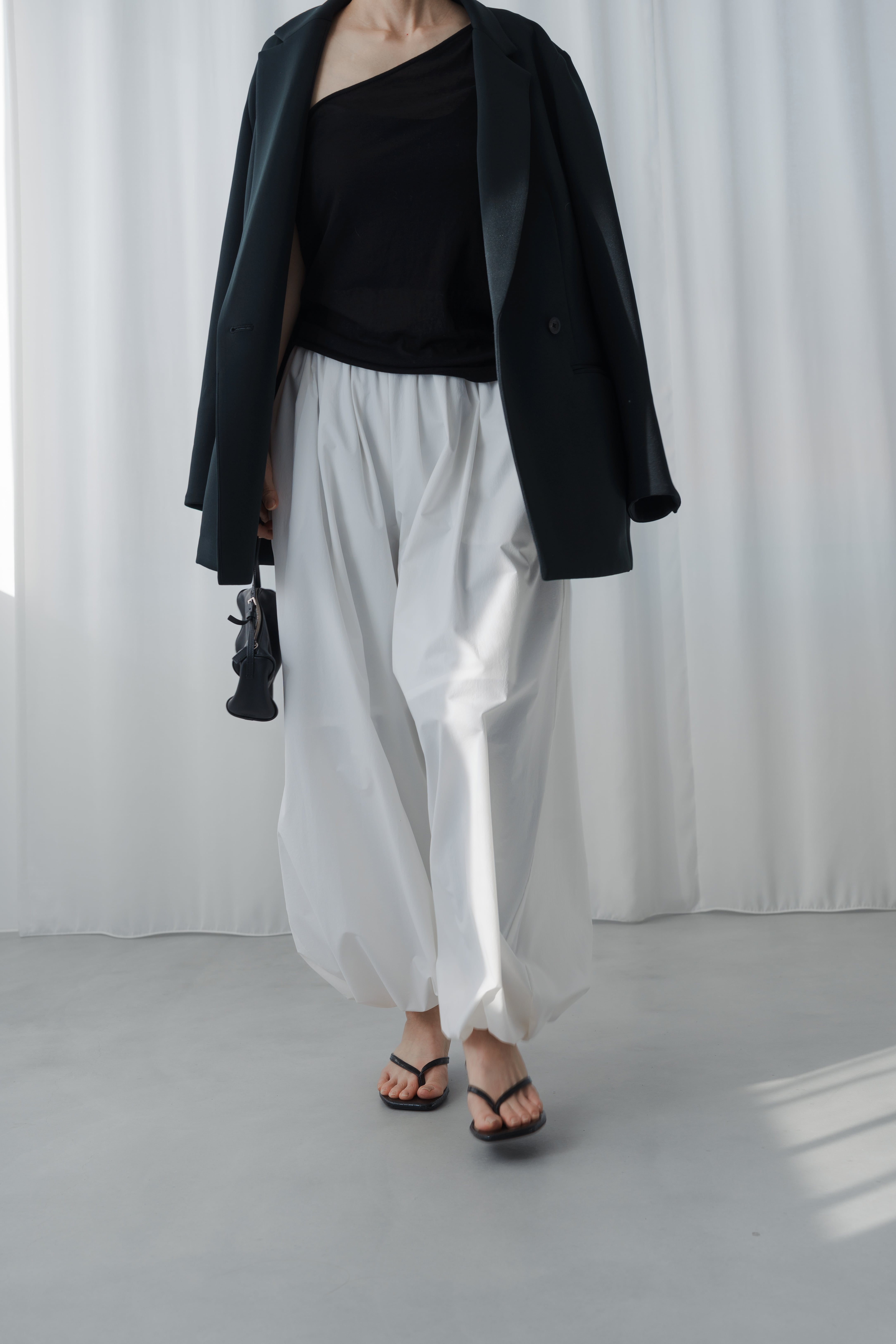 新品未使用roughlow sheer balloon pants sheer balloon pants(white)ご注文から一週間前後で発送 | roughlow