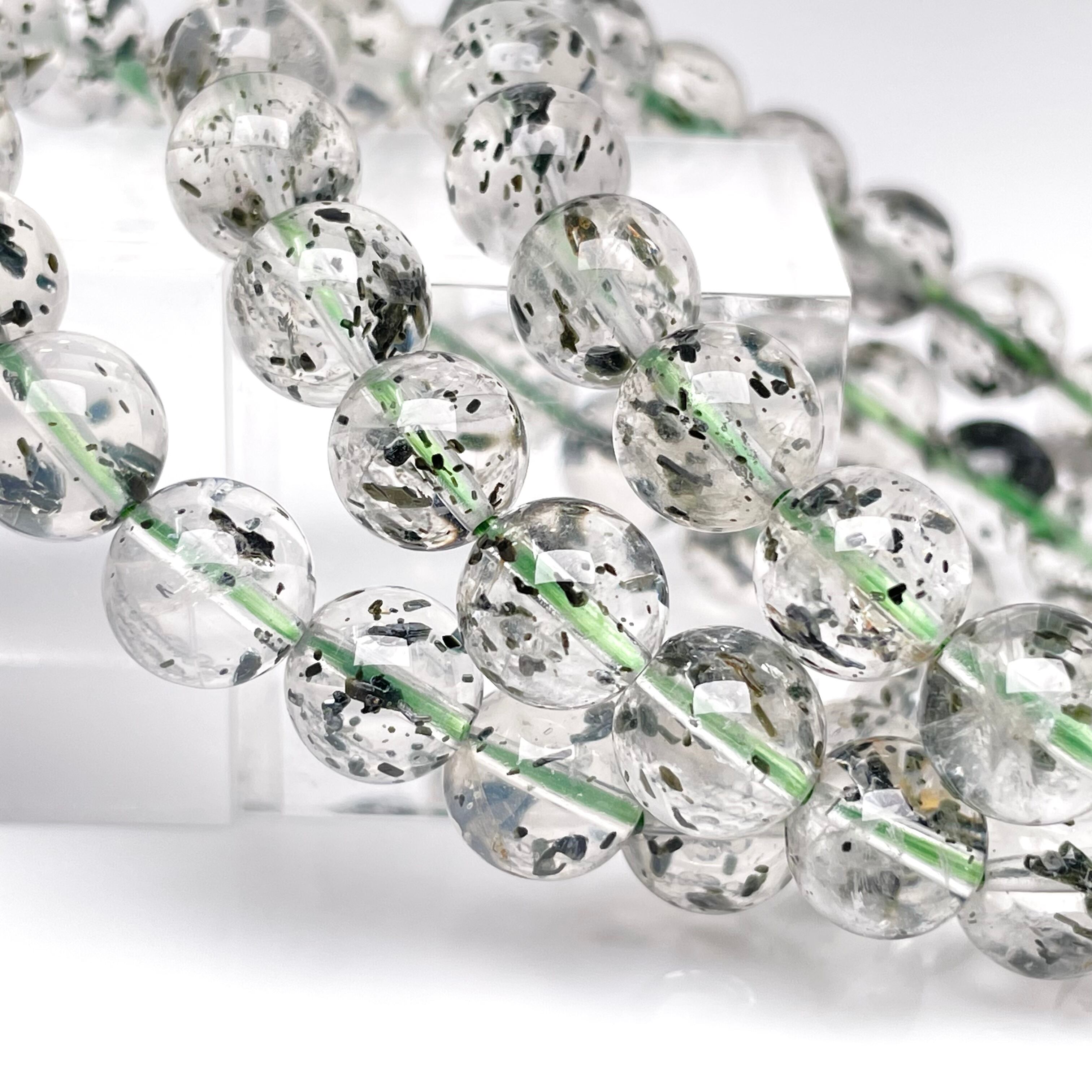 極上品】グリーンエピドートインクォーツ AAAAA 9〜9.5mm 16cm ［A1084 