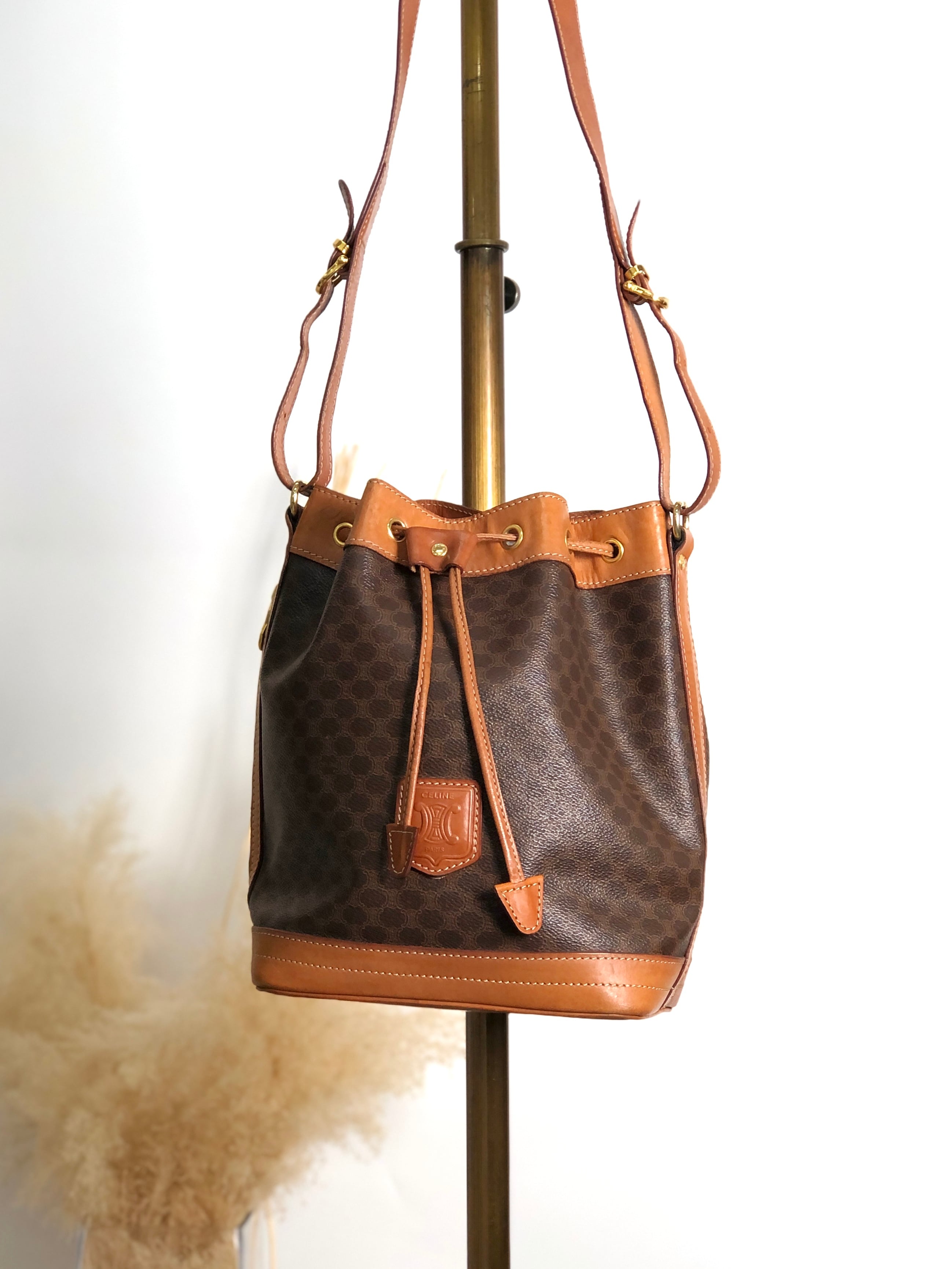 CELINE セリーヌ マカダム ショルダーバッグ ブラウン ブラゾン型押し PVC レザー 巾着 vintage ヴィンテージ オールド y4ma84