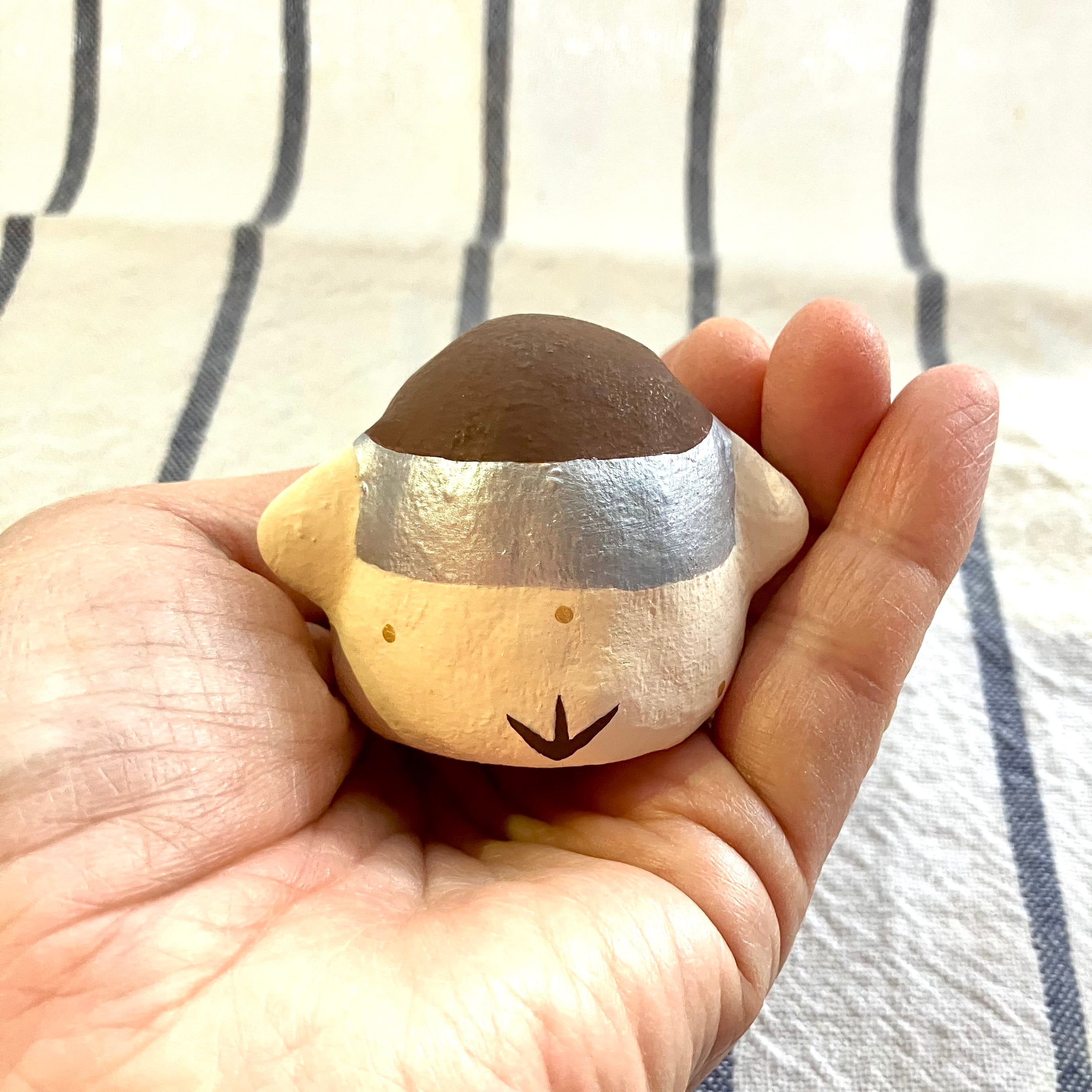 厄と福を取り替えっこ☆鷽(うそ)鳥ちゃん張り子③ | シッポ堂