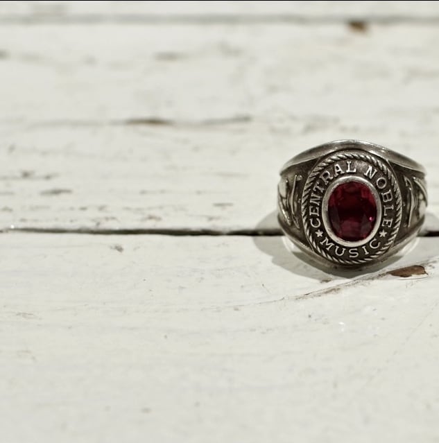 1973s College Ring (School Ring) / Vintage Sterling Silver