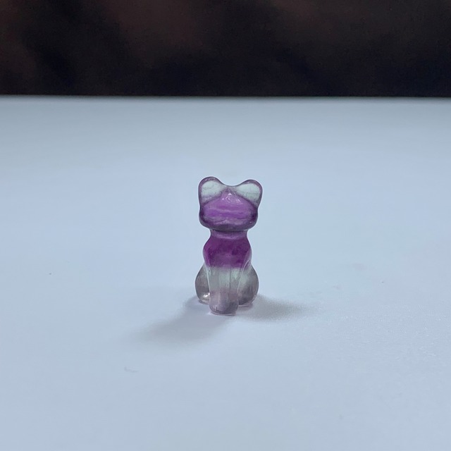 8.透明度有・可愛いフローライトねこちゃん