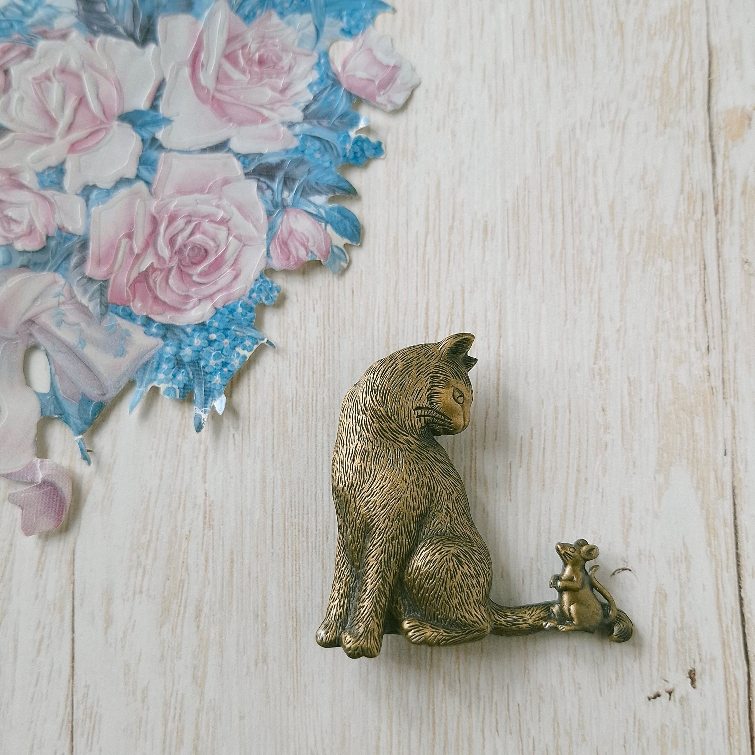 delightful kicky uni vintageshop