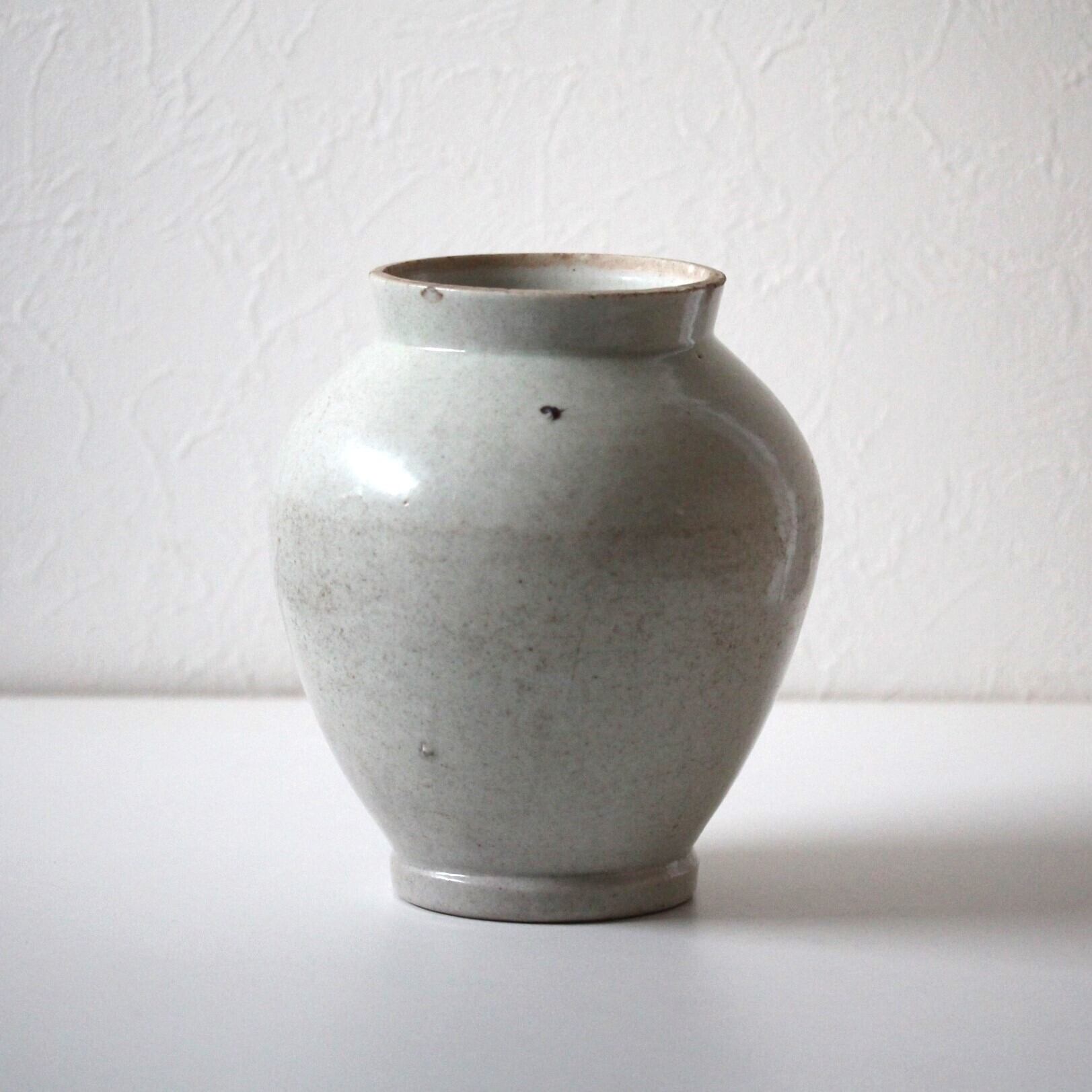 アンティーク 古九谷白磁の陽刻文字模様の輪花皿 d22.1cm Antique
