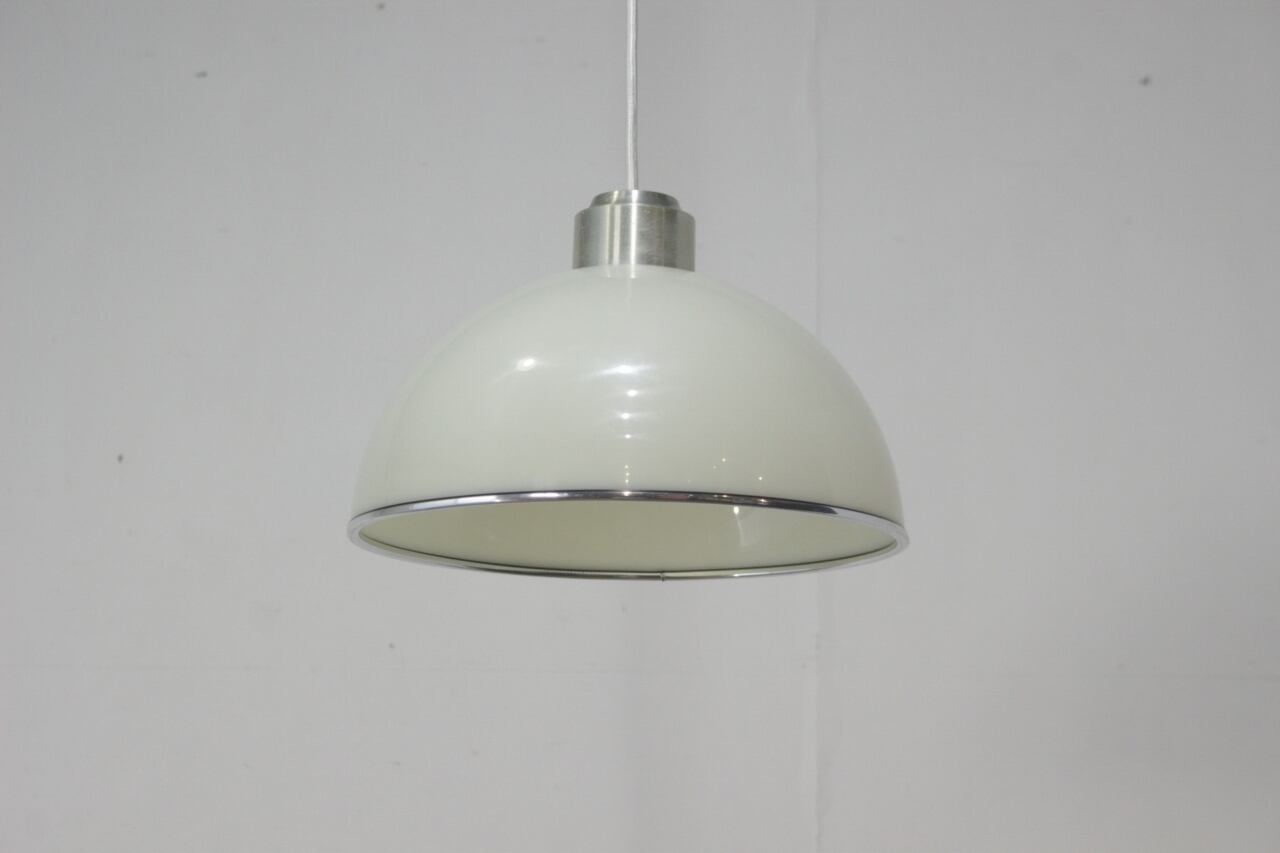 レトロ ペンダントライト ランプ 照明 プラスチック シェード 白 ホワイト レトロ ペンダントライト ランプ 照明 プラスチック シェード 白 ホワイト