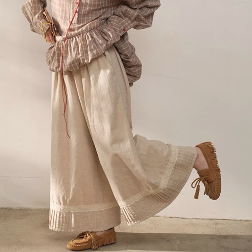 2色／レース貼りタックフレアパンツ ・10240