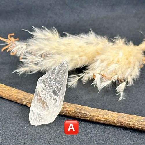 ライトニングクリスタル 雷水晶 原石 レムリアン水晶 ライトニングクリスタル 雷水晶 原石 レムリアン水晶