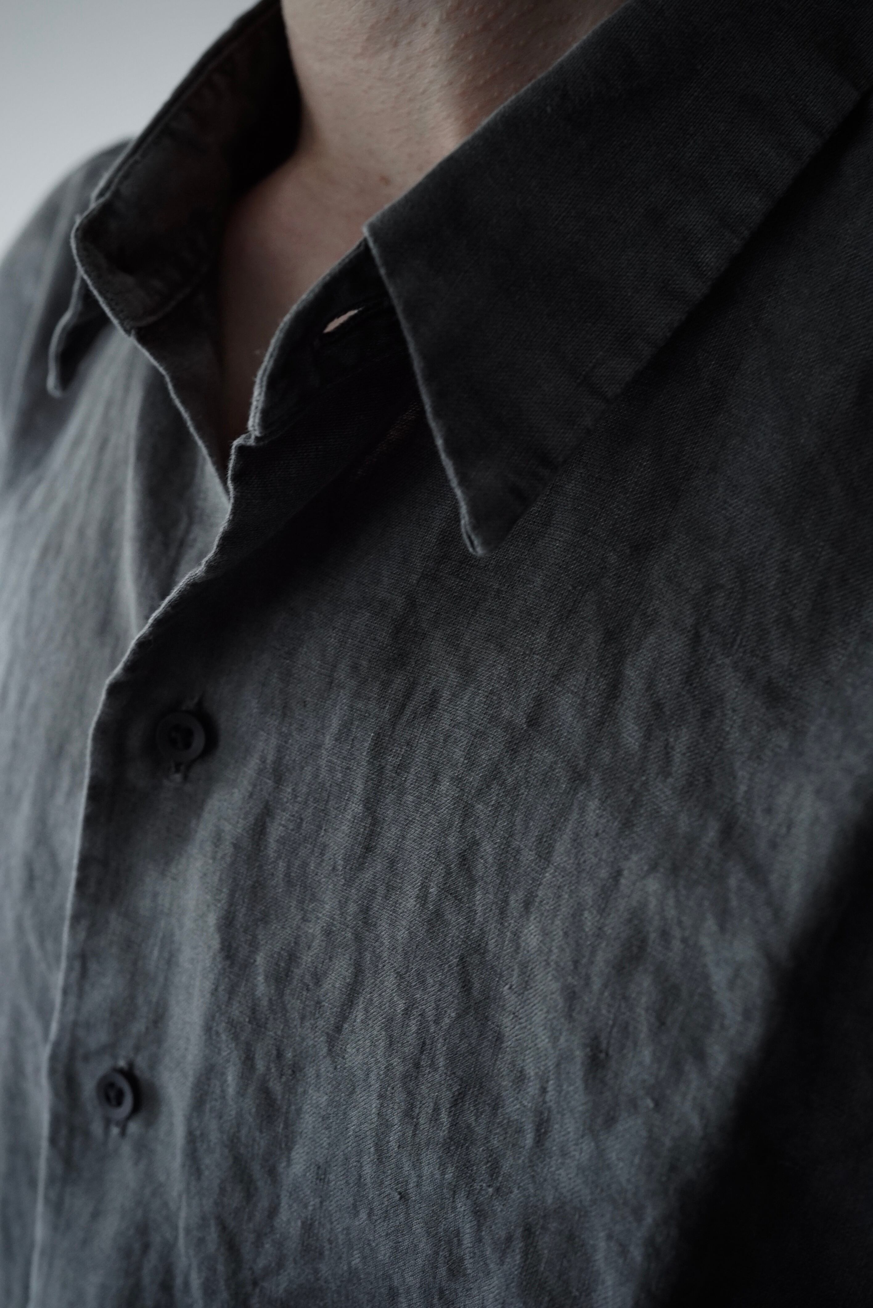 Natural Dyed Linen / The Shirts (墨染） | C O L I N A