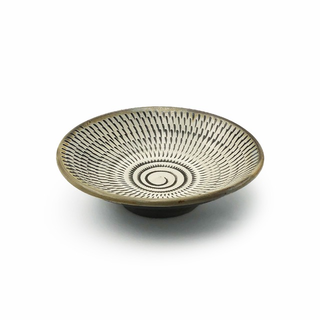 小鹿田焼 4寸皿 飛びかんな 白 直径約12cm 小皿 陶器 和食器 民藝