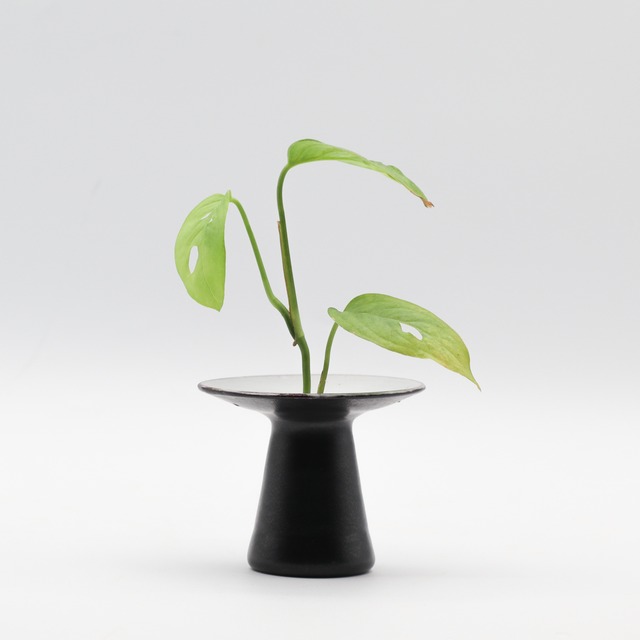 CERAMIC STEM VASE (S) | Netherlands