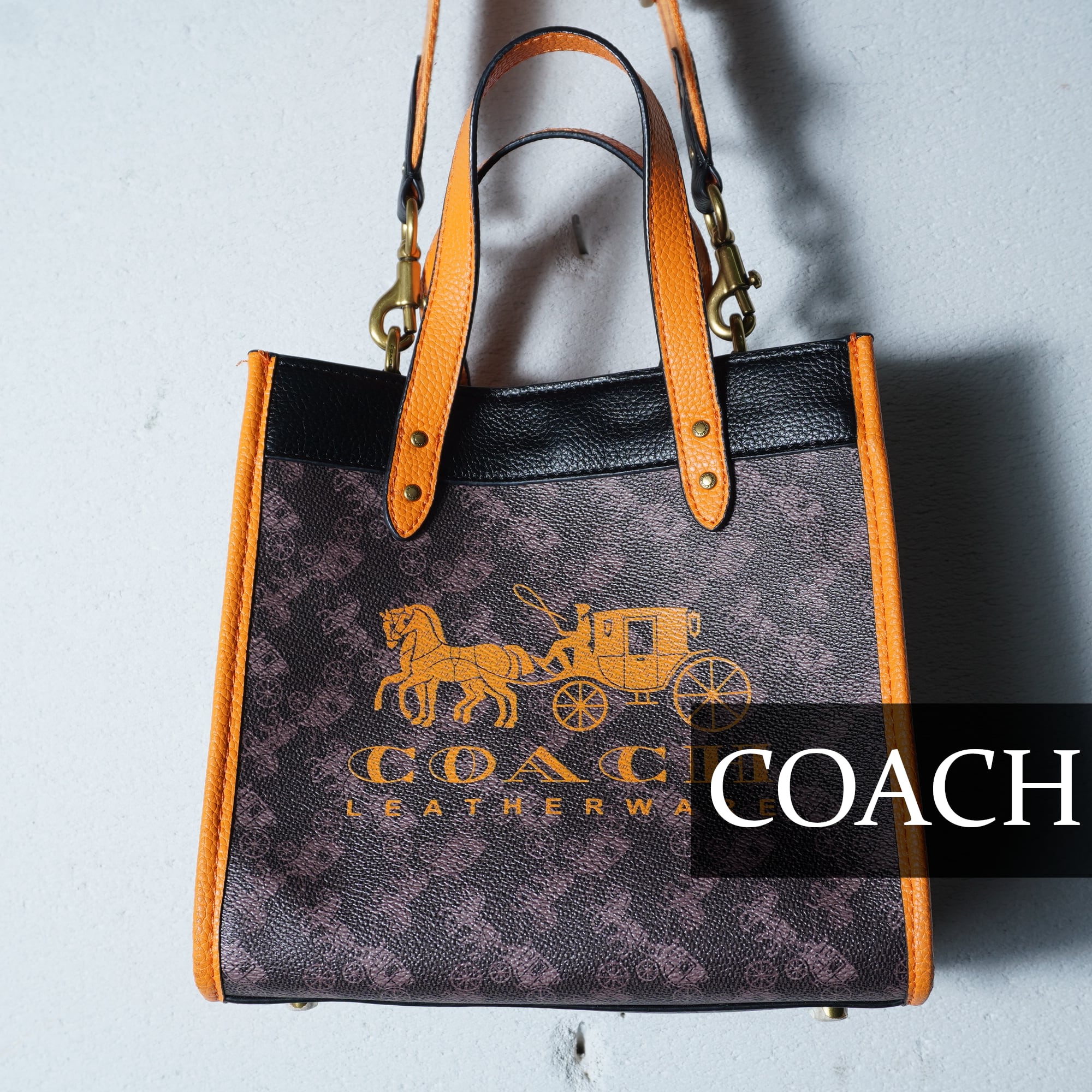 COACH フィールド トート 22・ホース アンド キャリッジ 【公式通販】