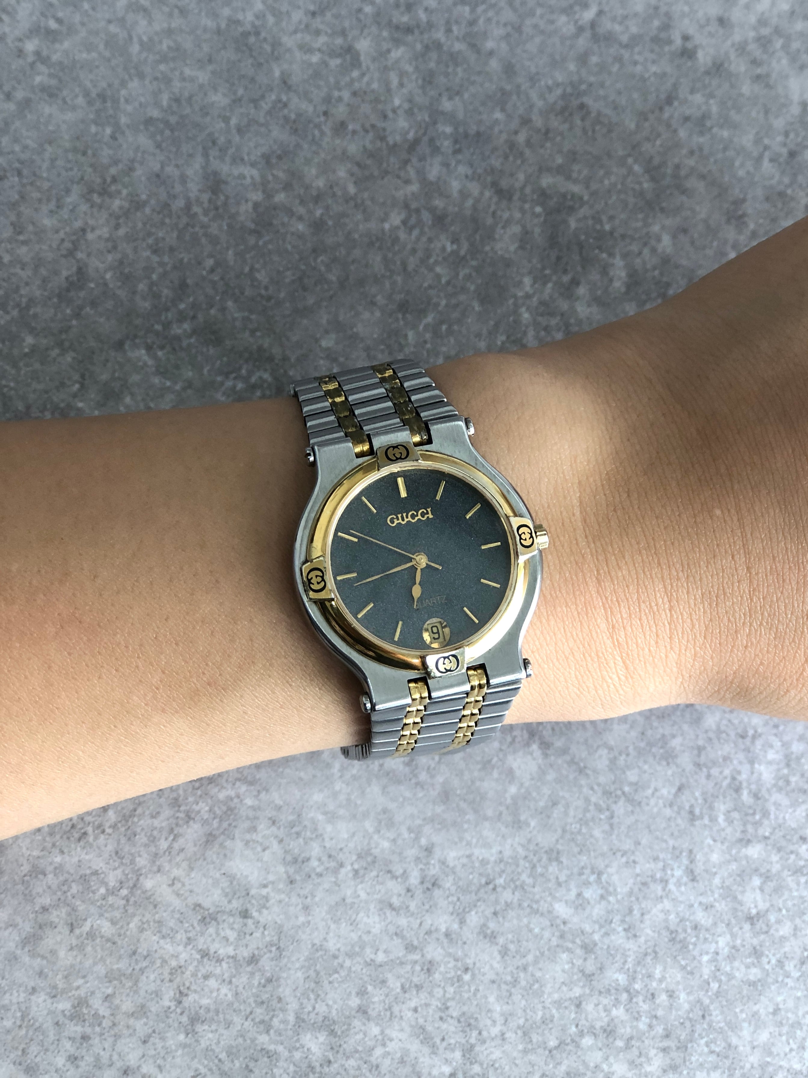 GUCCI グッチ 腕時計 シルバー×ゴールド ロゴ ステンレススチール