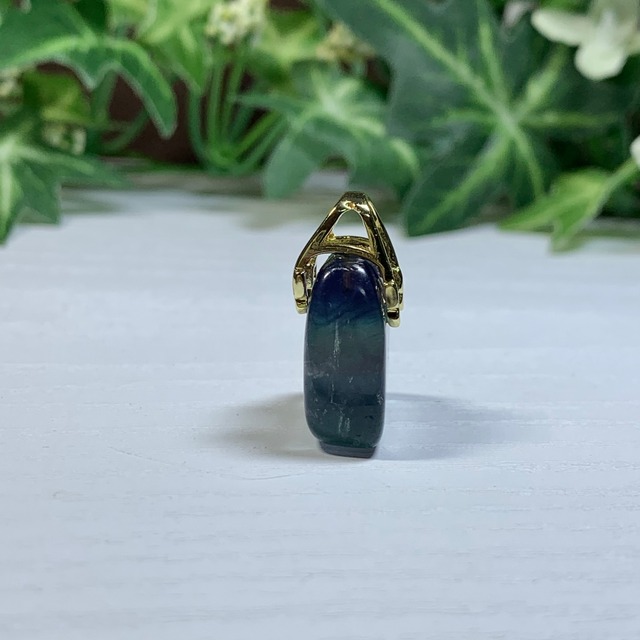 2.天然石とお出かけ☆フローライトカバン・バック