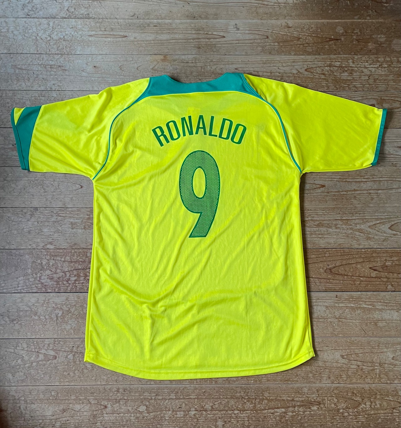 2004 ブラジル代表ユニフォームロナウド #9 サッカー ブートNIKE 