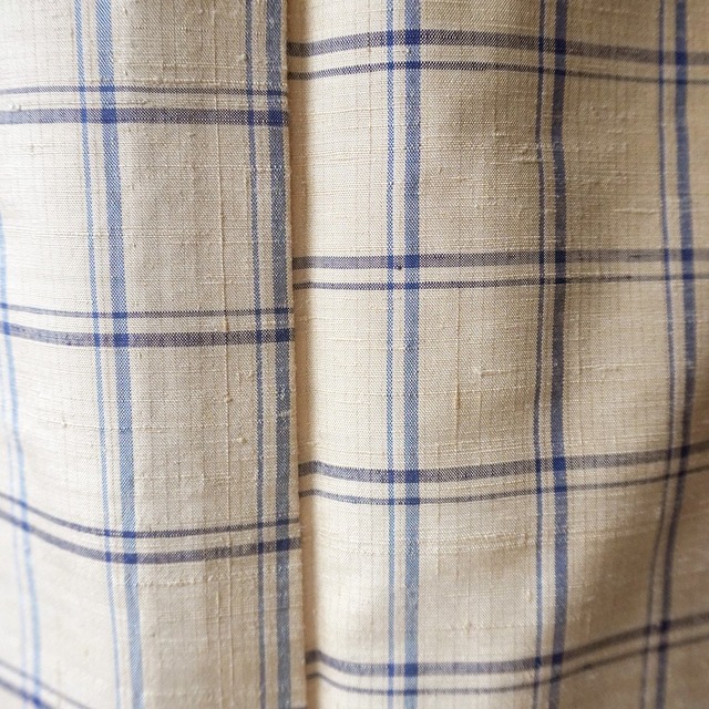 【単衣】ゆとりサイズ　砥粉色地　格子文　紬