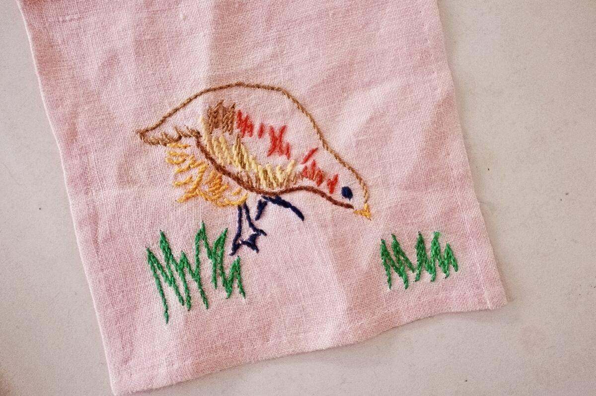 アンティーク ポワンドパリ 桜草 オーキッド イニシャルKＭ 鳥刺繍 ドイリー フランス リネン お散歩小鳥と刺繍クロス ドイリー アンティーク