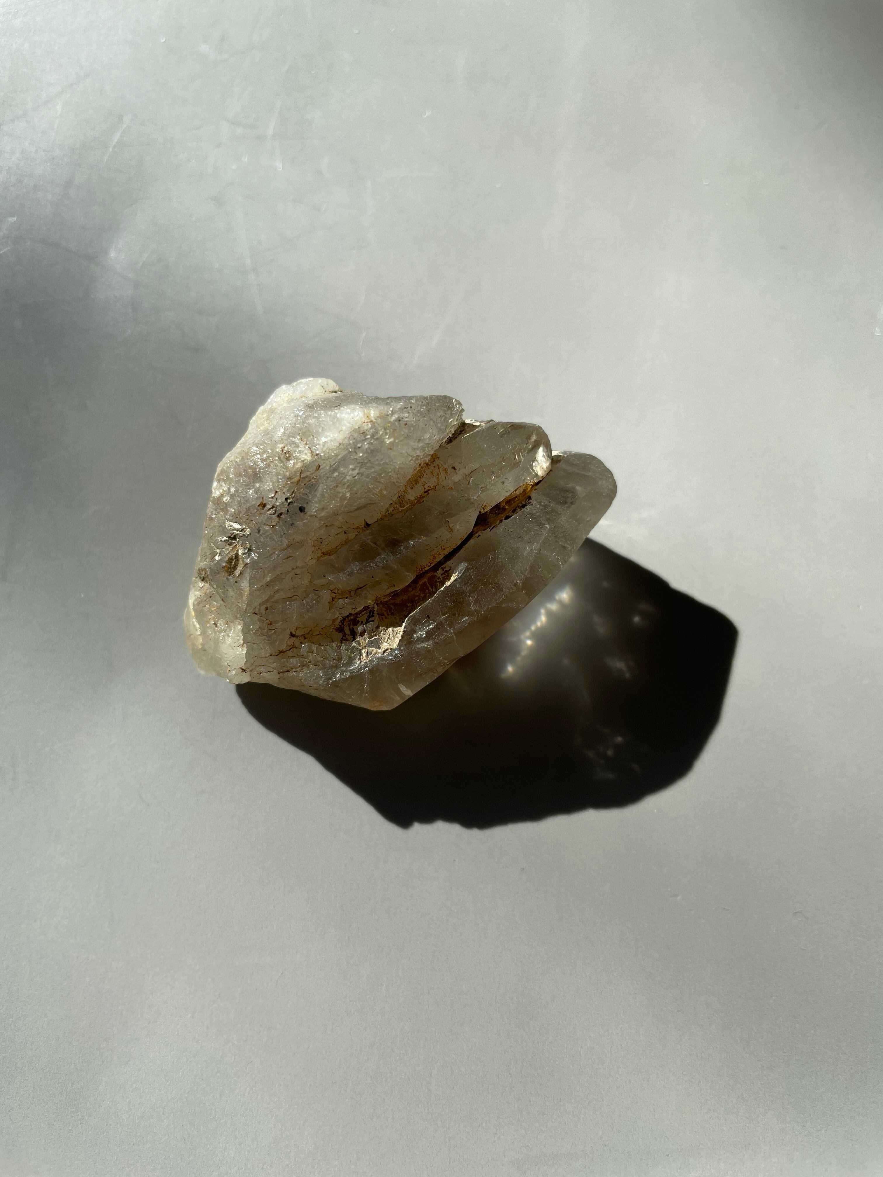 スモーキーグウィンデル水晶(ねじれ水晶）　ヒマラヤ