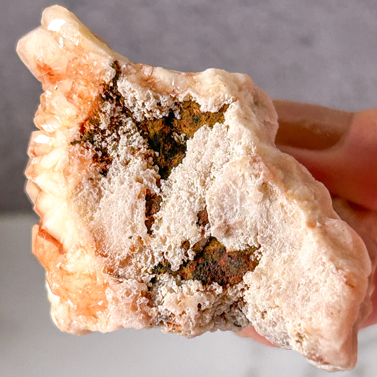 シュガーピンクアメジスト 原石