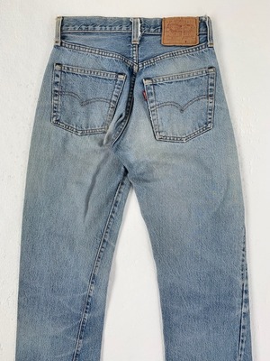 M-105    リーバイス Levis501古着 1981年赤耳 米国製刻524　W 65cm  股下 78cm