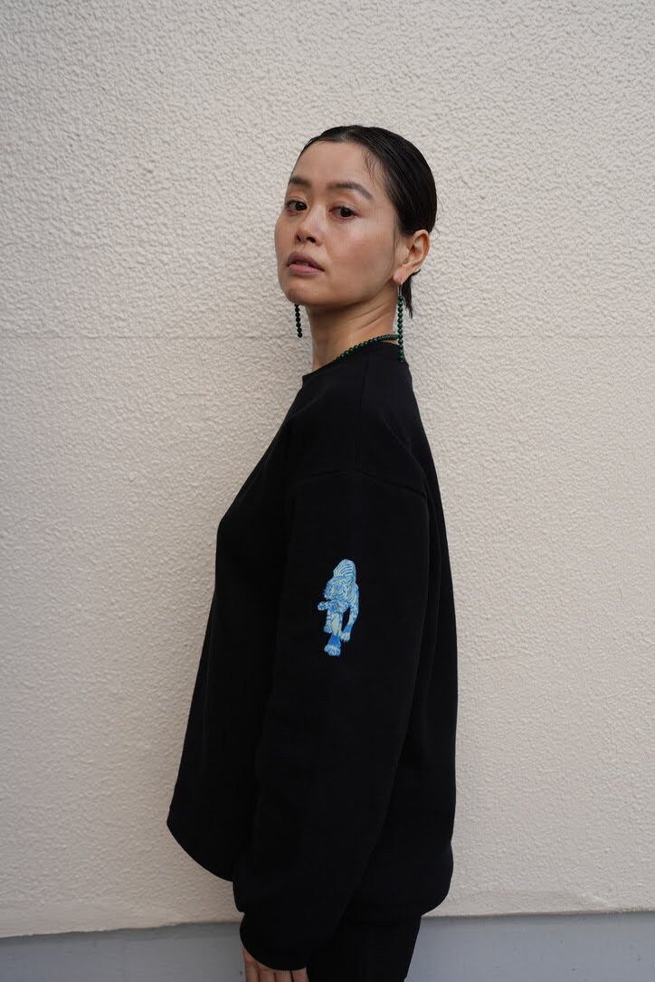 MOON TREE PLANET long T 黒 MOON TREE PLANET - long T black