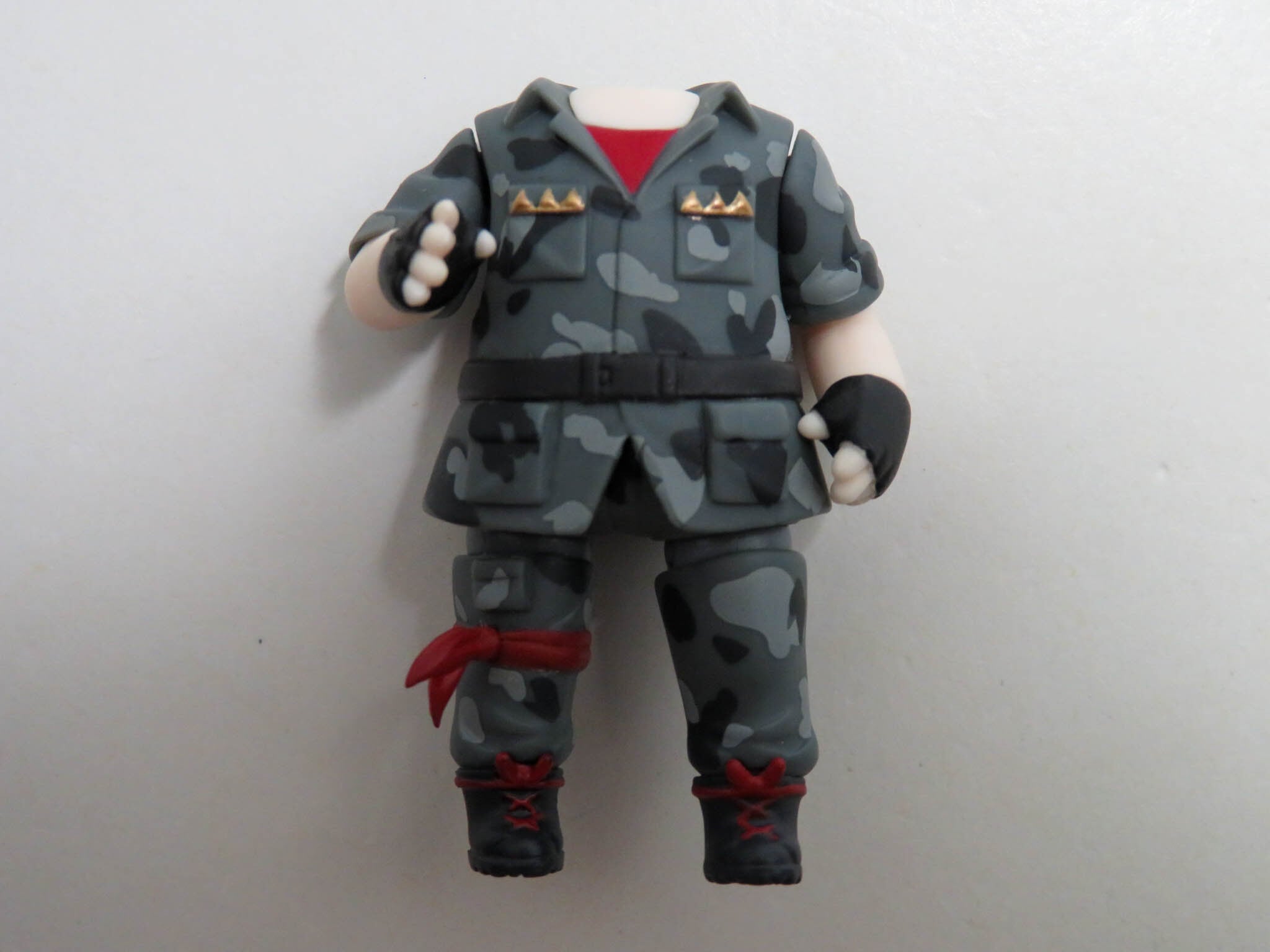 ※(A−ランク)【1301】 毒島メイソン理鶯 体パーツ 戦闘服 ねんどろいど