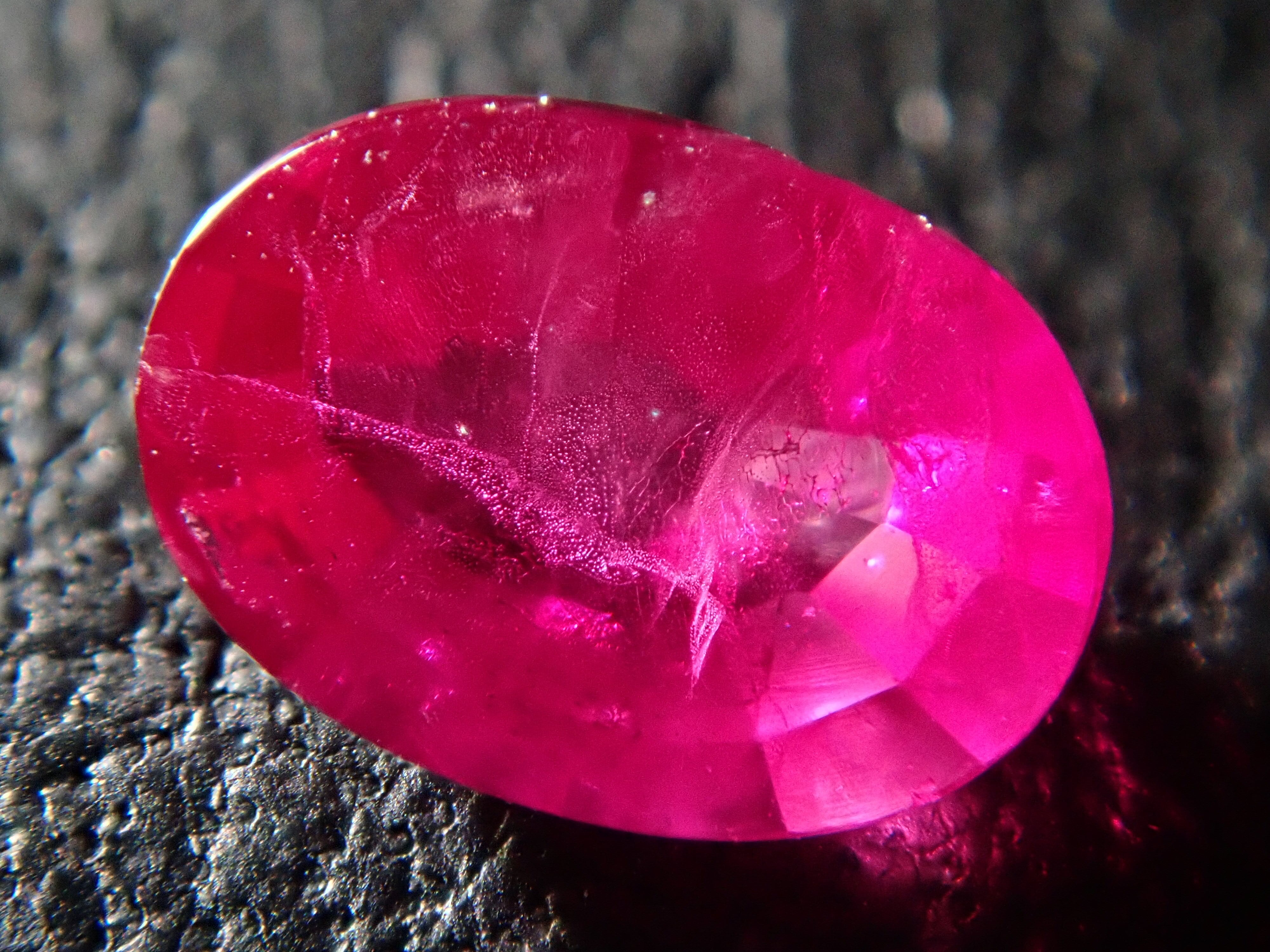 スリランカ産ルビー 0.39ct | Gem Shop Urcaguary(ウルカグアリー:宝石