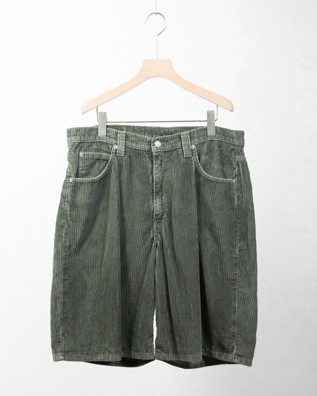 "Levi's" L2 baggy silhouette corduroy short trousers