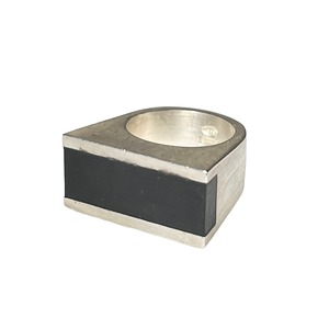 GUCCI heavy gauge silver × rubber rectangle ring
