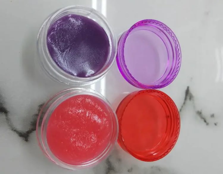 再入荷‼️【ダイヤモンドアート用 ケース入りグルー】⭐️2個入り⭐️カラーはランダムです。