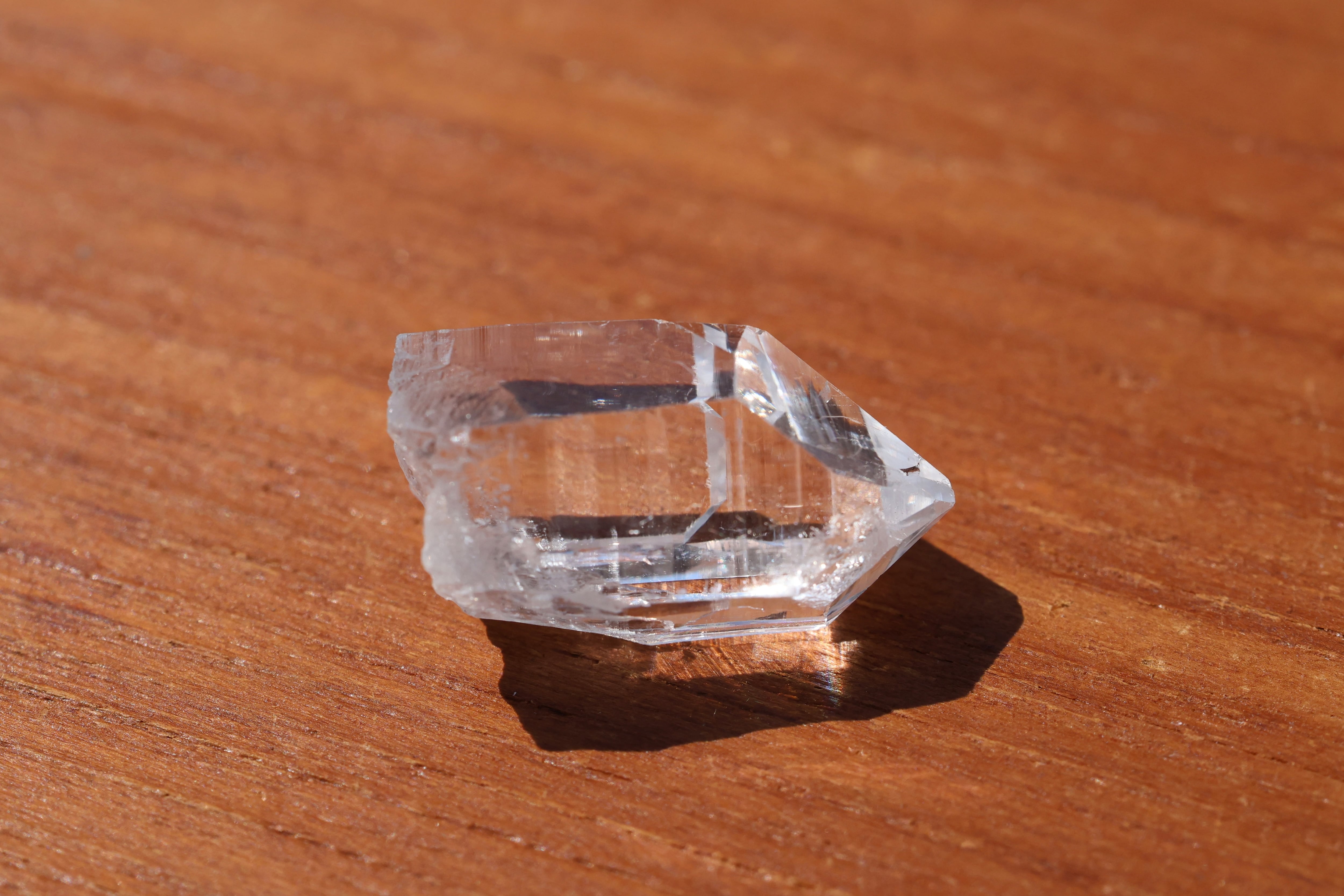 ヒマラヤ水晶 マニハール産 | 石垣島の夜光貝とヒマラヤ水晶 Laphus