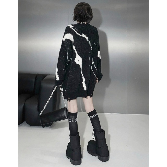 Abstract distressed knit one piece C1634