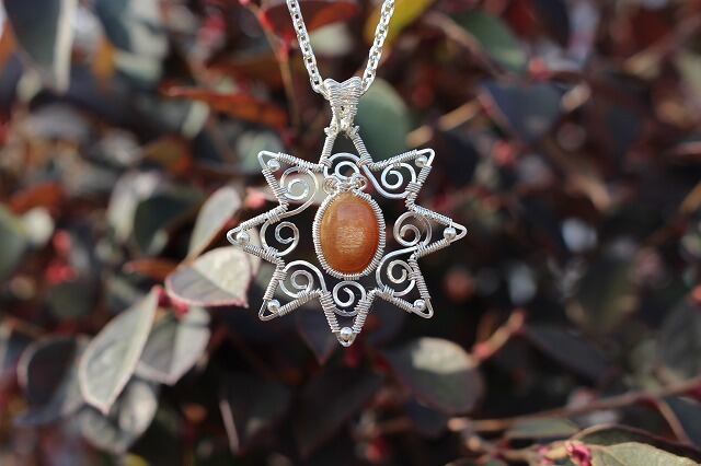 Sunstone silver925 wirewrapping sun pendant