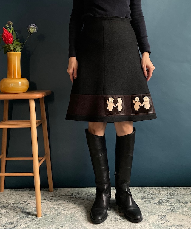 【送料無料】"PRADA"wool applique skirt