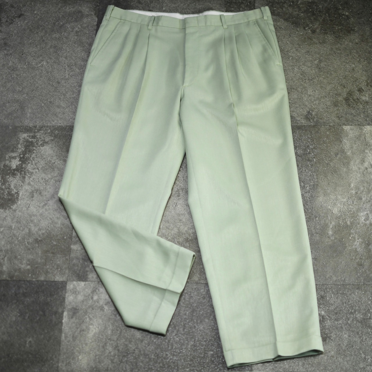 wide 3tuck color slacks light green