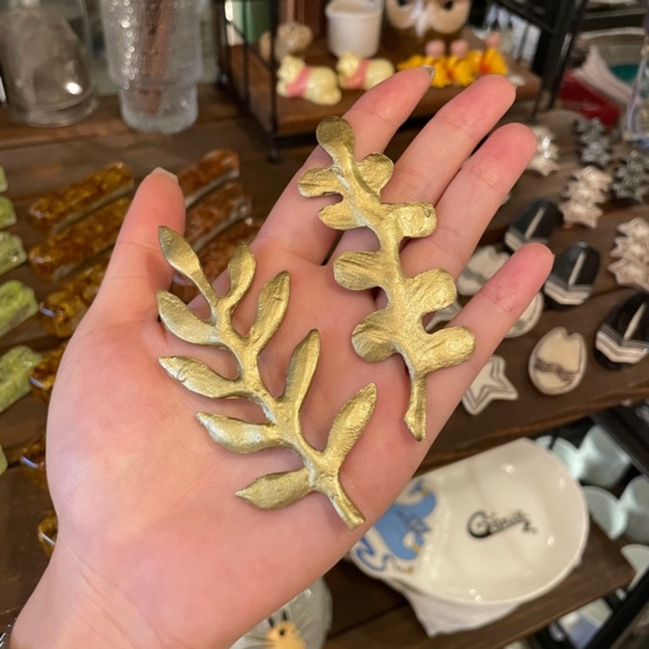 Aluminum Plant Chopstick Rest Oregano Gold / アルミプランツハシオキ オレガノゴールド 箸置き 植物 ゴールド エレガント 上品 かわいい ギフト プレゼント キッチン雑貨