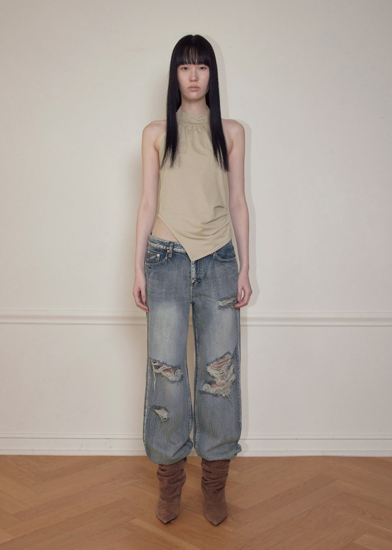 BOHEMSEO] SLICK OFF SHOULDER T, BEIGE 正規品 韓国ブランド 韓国通販