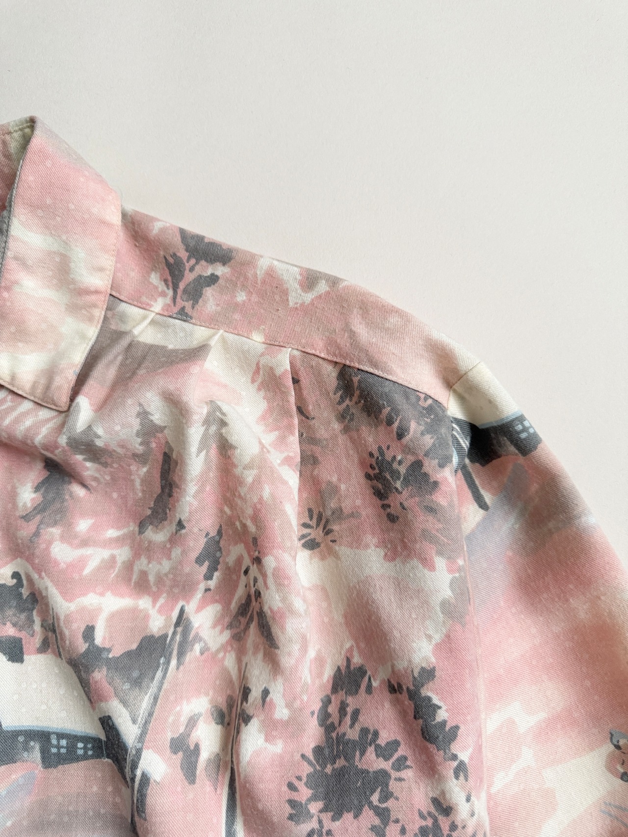 ski-resort landscape shirt - 5