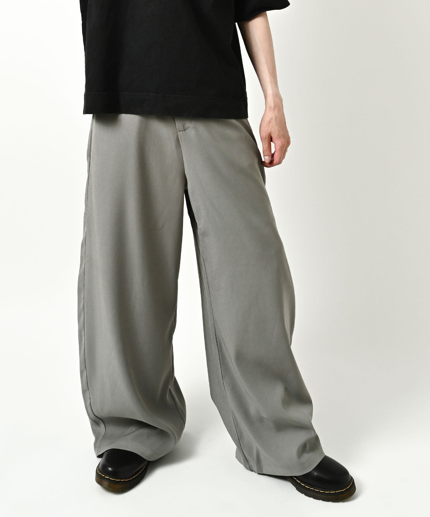 Revertical Polyester Spandex Barrel Leg Pants (GRY) RV9303