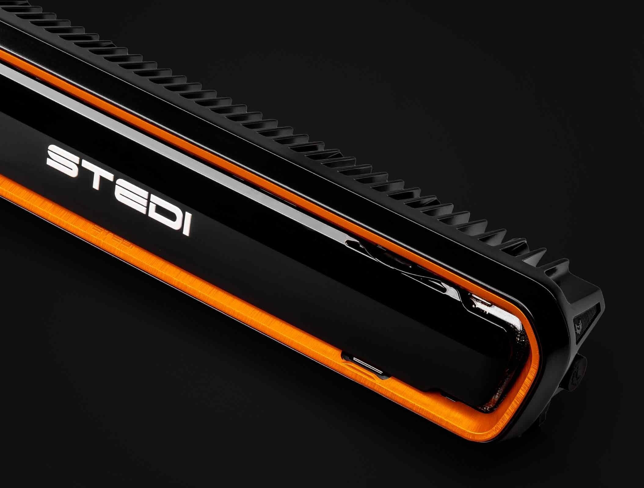 STEDI™ （ステディ）EVO 22インチ LEDライトバー | mellow.up