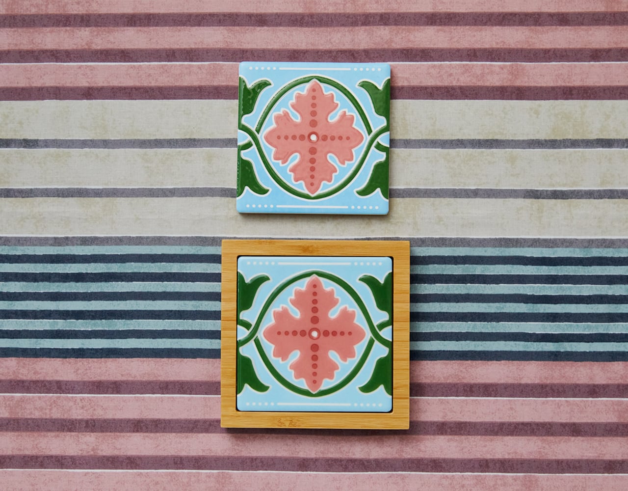 マジョリカタイル　枠付き 台湾マジョリカタイル「海棠春好」枠つき | 茶嘉葉