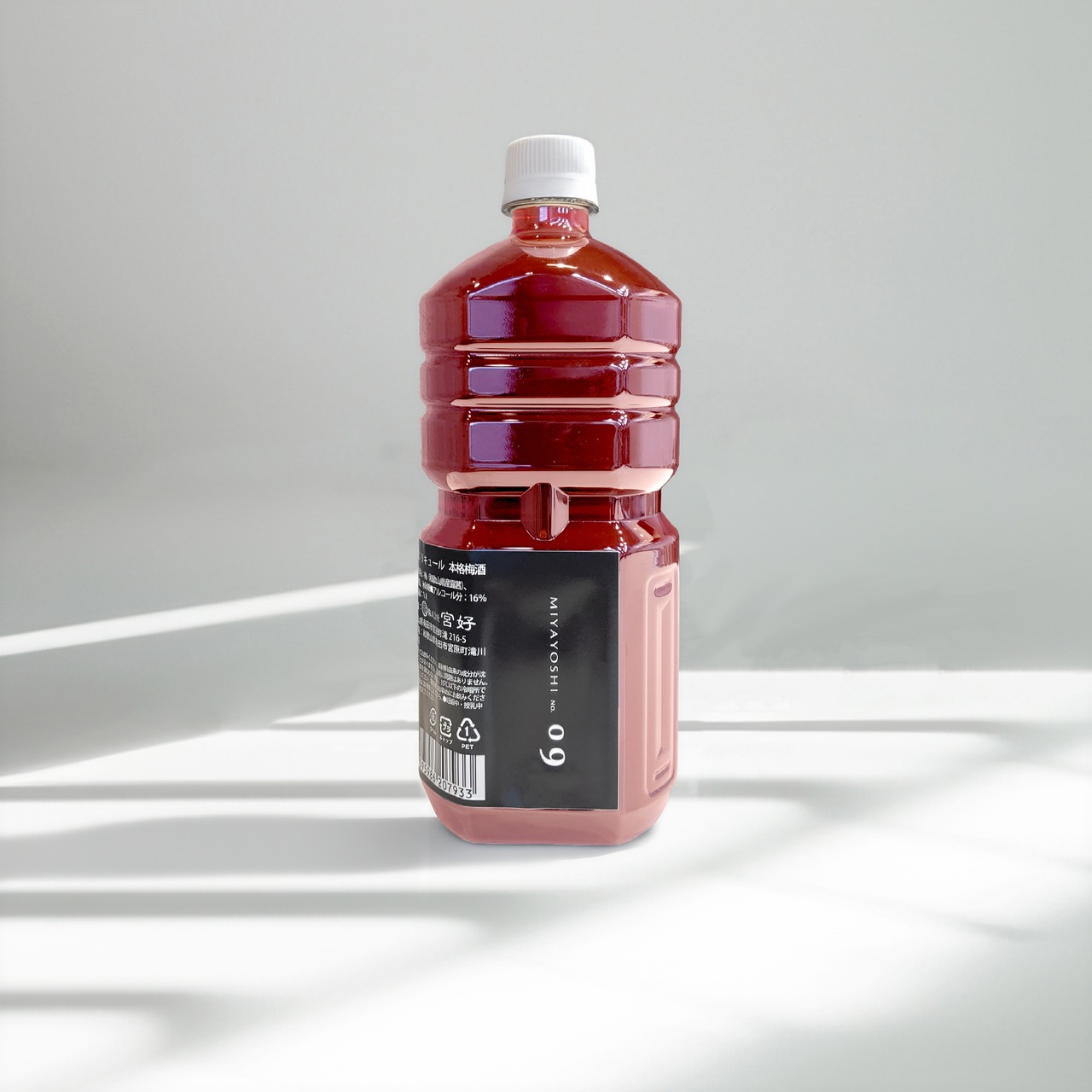 MIYAYOSHI No.09 plastic bottle