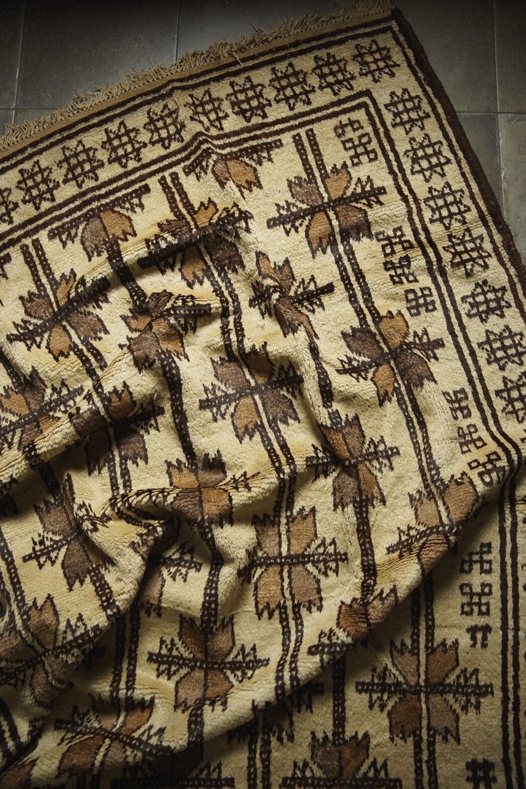 819 -Vintage Taimani rug | 手織りのヴィンテージラグ専門店 | Bahr