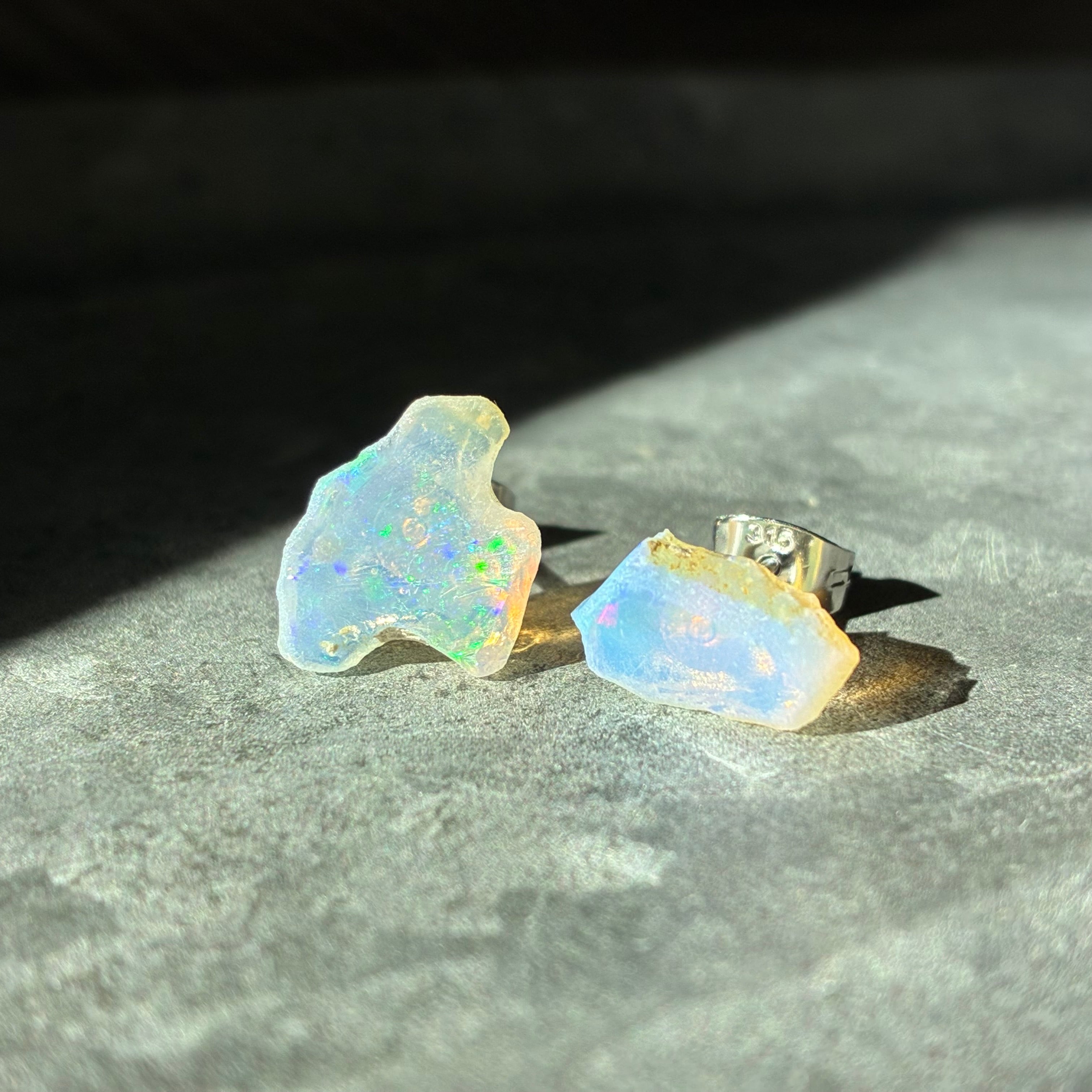 ジオ - 鉱物・原石のハンドメイド天然石アクセサリー