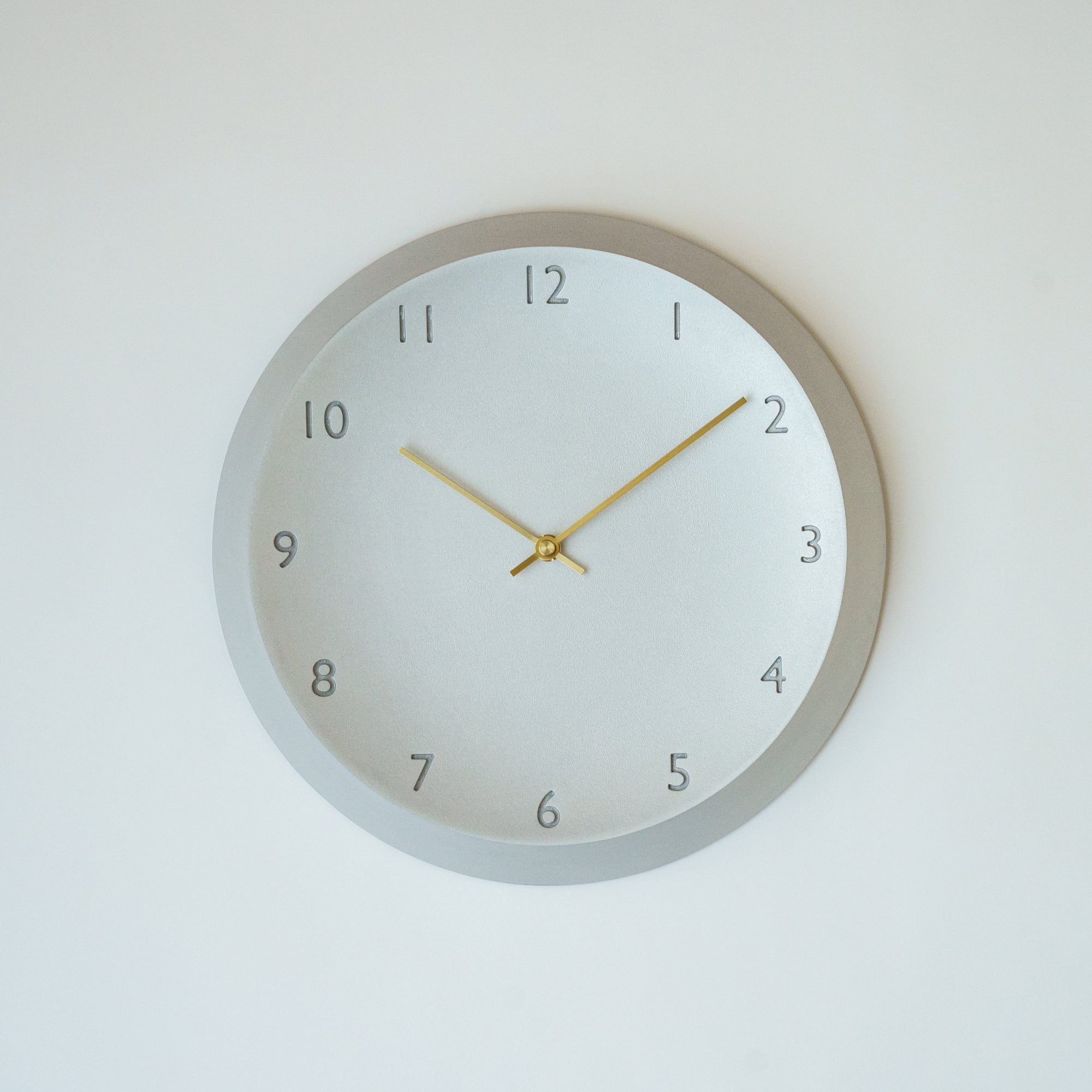 crater clock line 300 – brass hands | HONOR