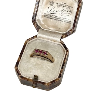 vintage c1981 9ct gold ruby signet ring