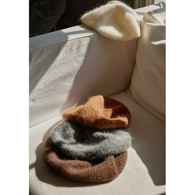 Wool blend beret　a00385