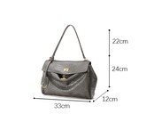 クロコダイル柄ショルダーバッグ