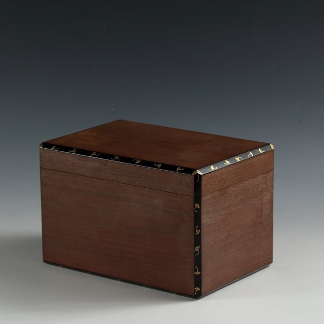 漆箱入 硯セット 乾隆年製（木製漆器 桑拭漆塗 面取り銀杏蒔絵