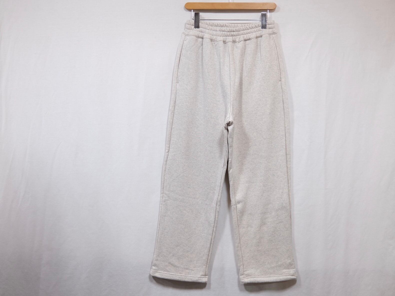 UNIVERSAL PRODUCTS.” JUMBERCA SWEAT PANTS” | Lapel online store