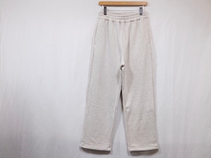 UNIVERSAL PRODUCTS.” JUMBERCA SWEAT PANTS”